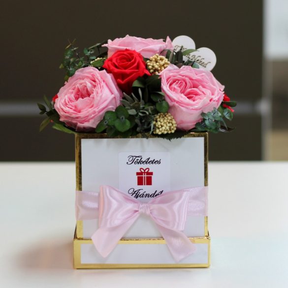 10 szálas Örök Garden rózsa növényes box / Forever Rose  - Rózsaszín